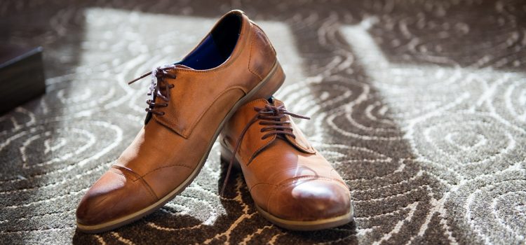 Est-ce que le cuir se détend chaussure ?