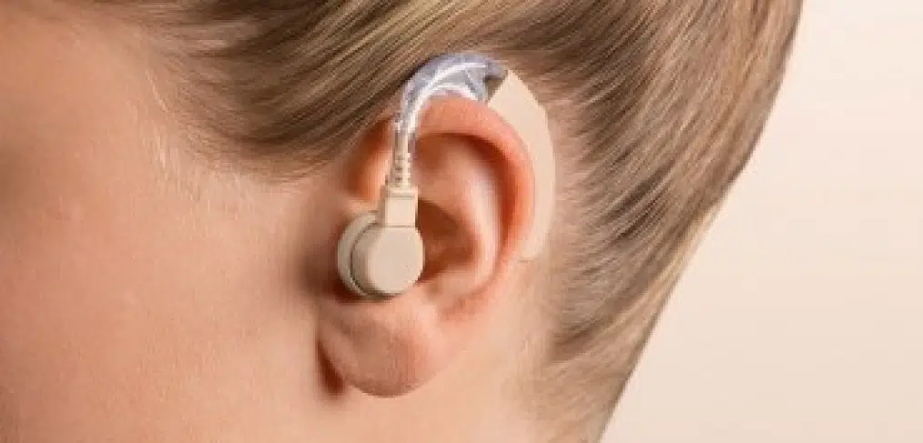 Utiliser un appareil auditif