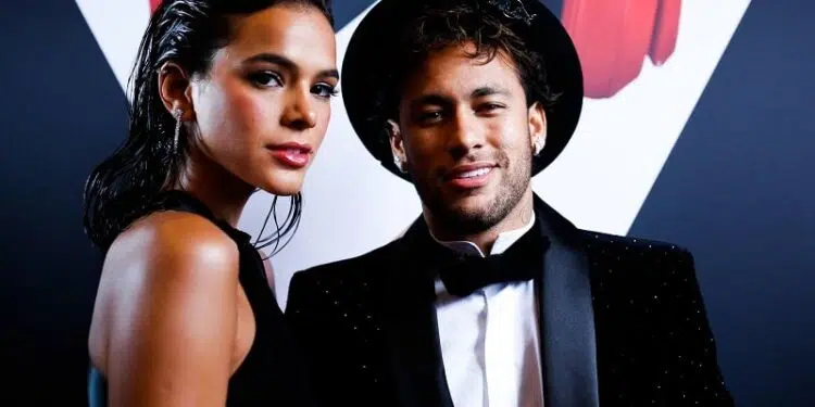 Qui est la femme de Neymar Jr