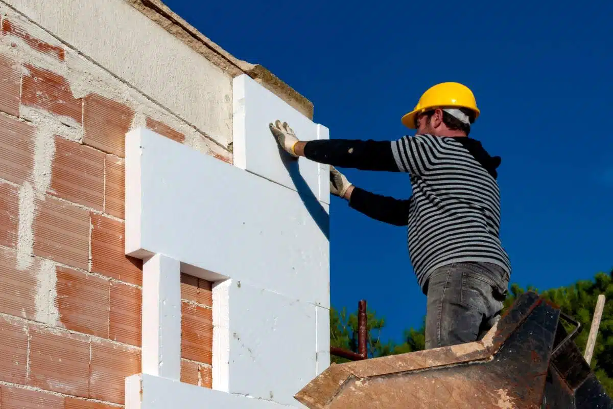 Tout savoir sur les travaux d’isolation et rénovation de façade