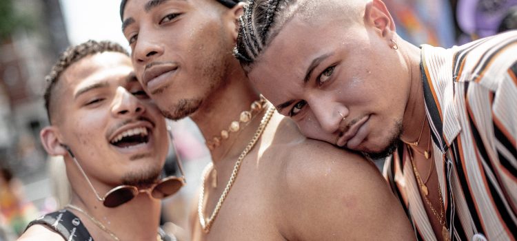 Les meilleurs moyens de rencontre et de séduction des mecs gays