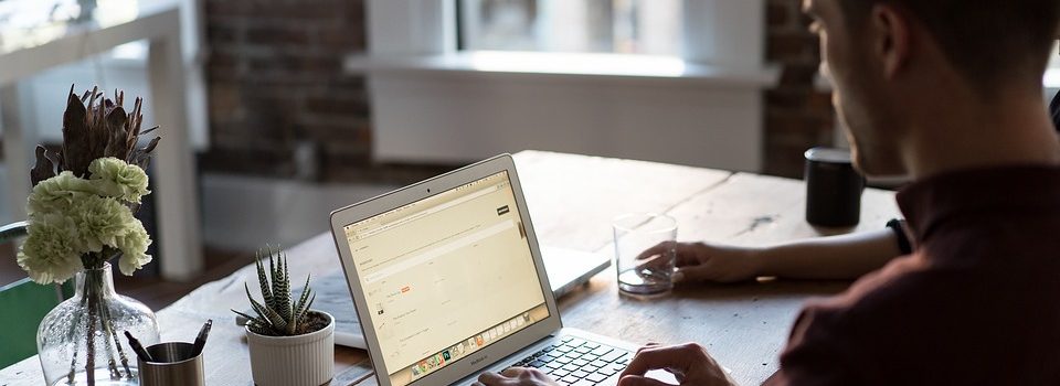 Local professionnel, faut-il opter pour un achat ou une location ?