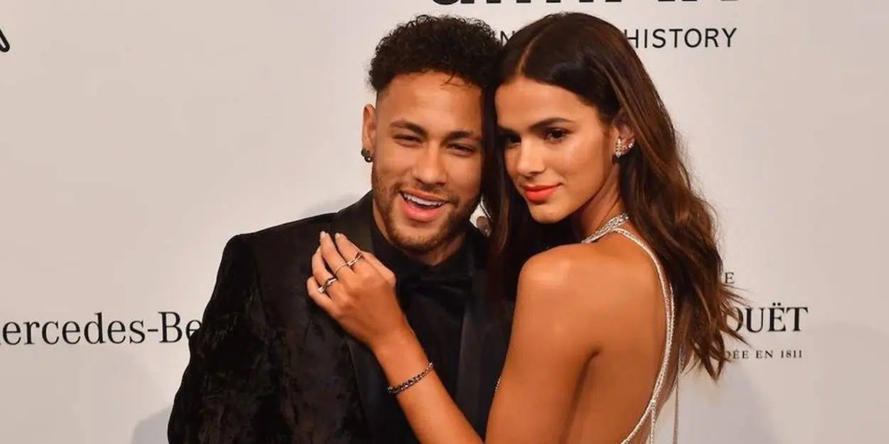 est la femme de Neymar Jr